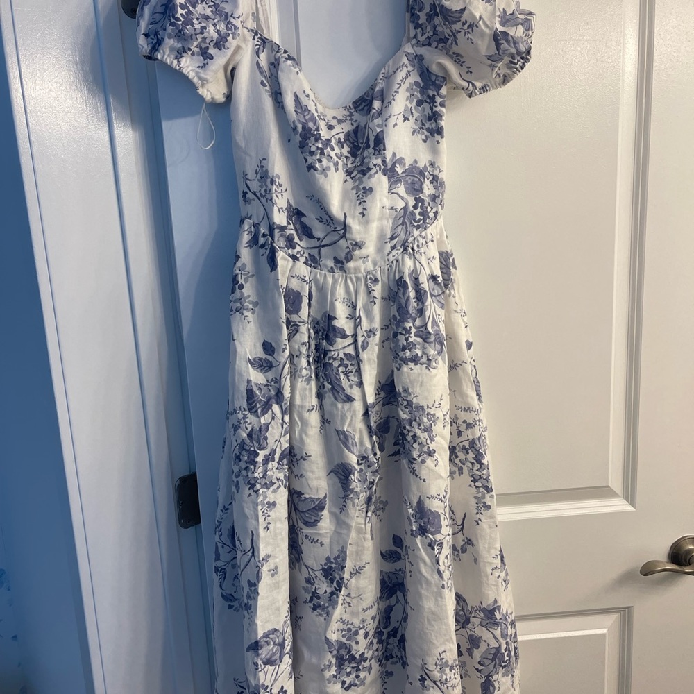 Davila Linen Dress View 2